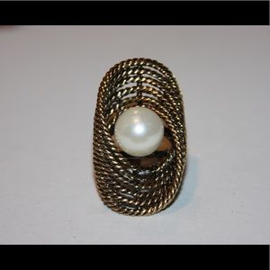 Fashion ring